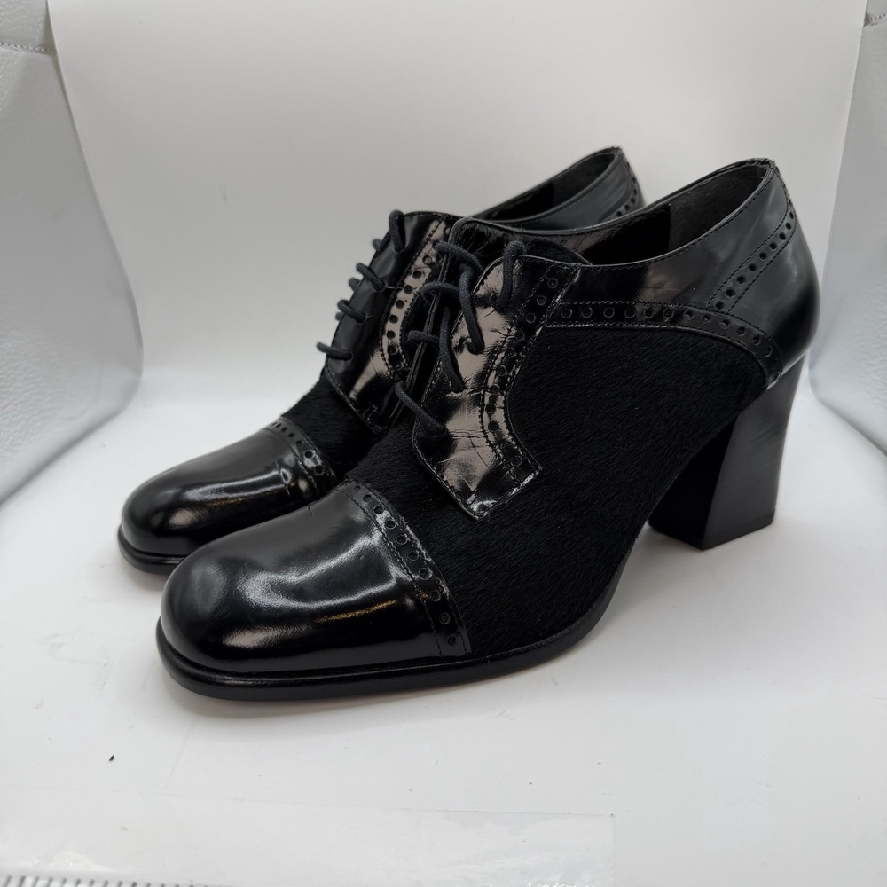 Andrew Steven's Collection Sz 38.5 US 8 Black leather Calf Hair oxford Heels